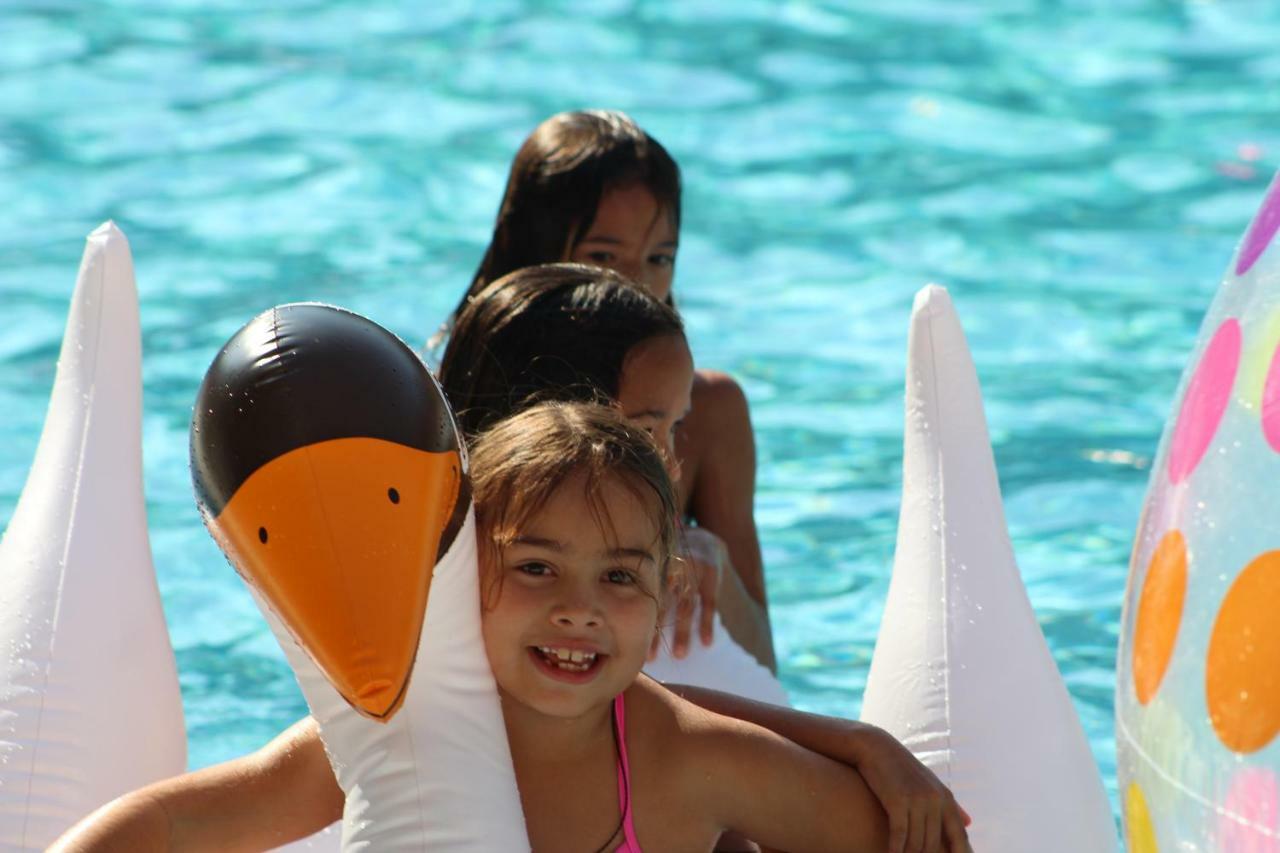 Seis Playas Hotel Тамариндо Екстериор снимка