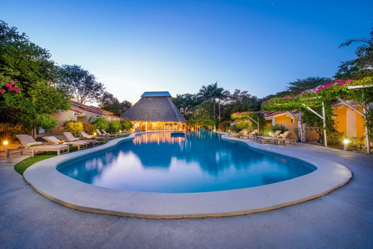 Seis Playas Hotel Тамариндо Екстериор снимка