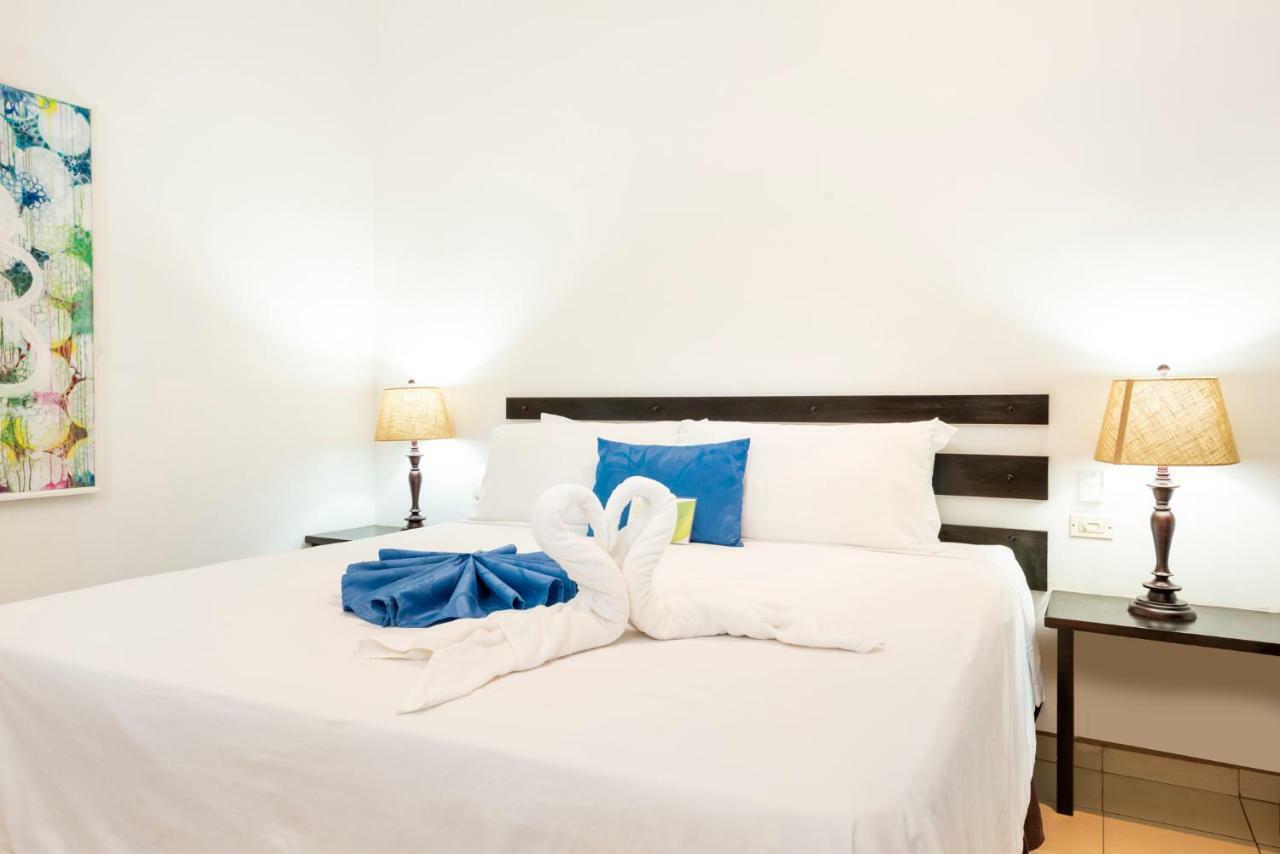 Seis Playas Hotel Тамариндо Екстериор снимка