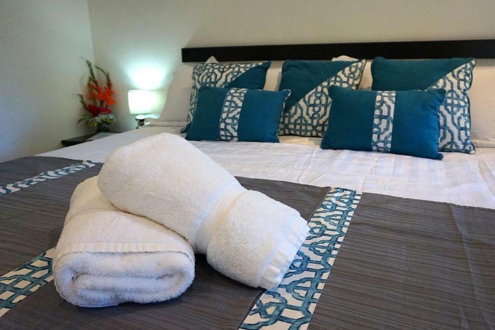 Seis Playas Hotel Тамариндо Екстериор снимка